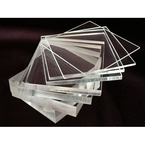 Оргстекло для окон: плюсы и минусы